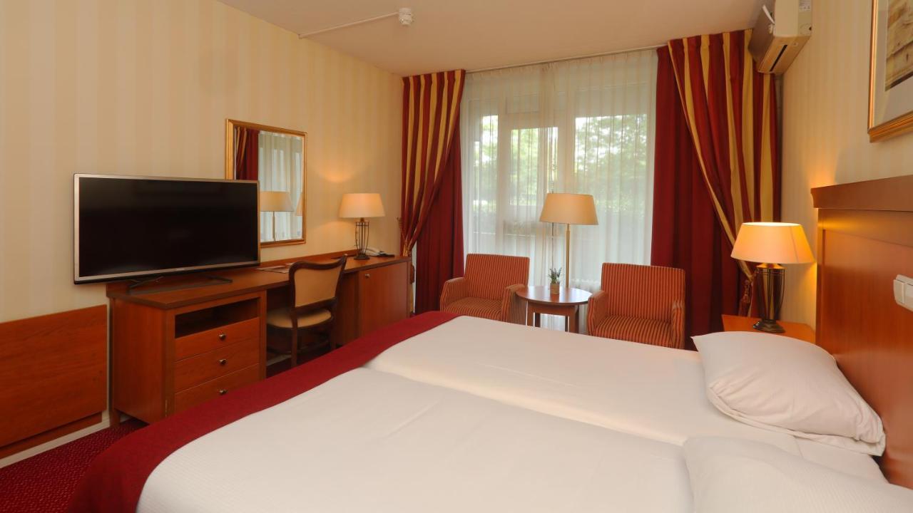 Golden Tulip Zoetermeer - Den Haag Экстерьер фото